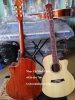 mat-lung-dan-guitar-go-hong-dao-gia-re-van-go-sang-dep.jpg